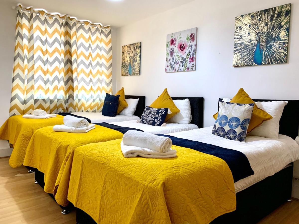 Central London 2 Bedrooms, Seperate Recption, Full Kitchen, Free Parking Ngoại thất bức ảnh